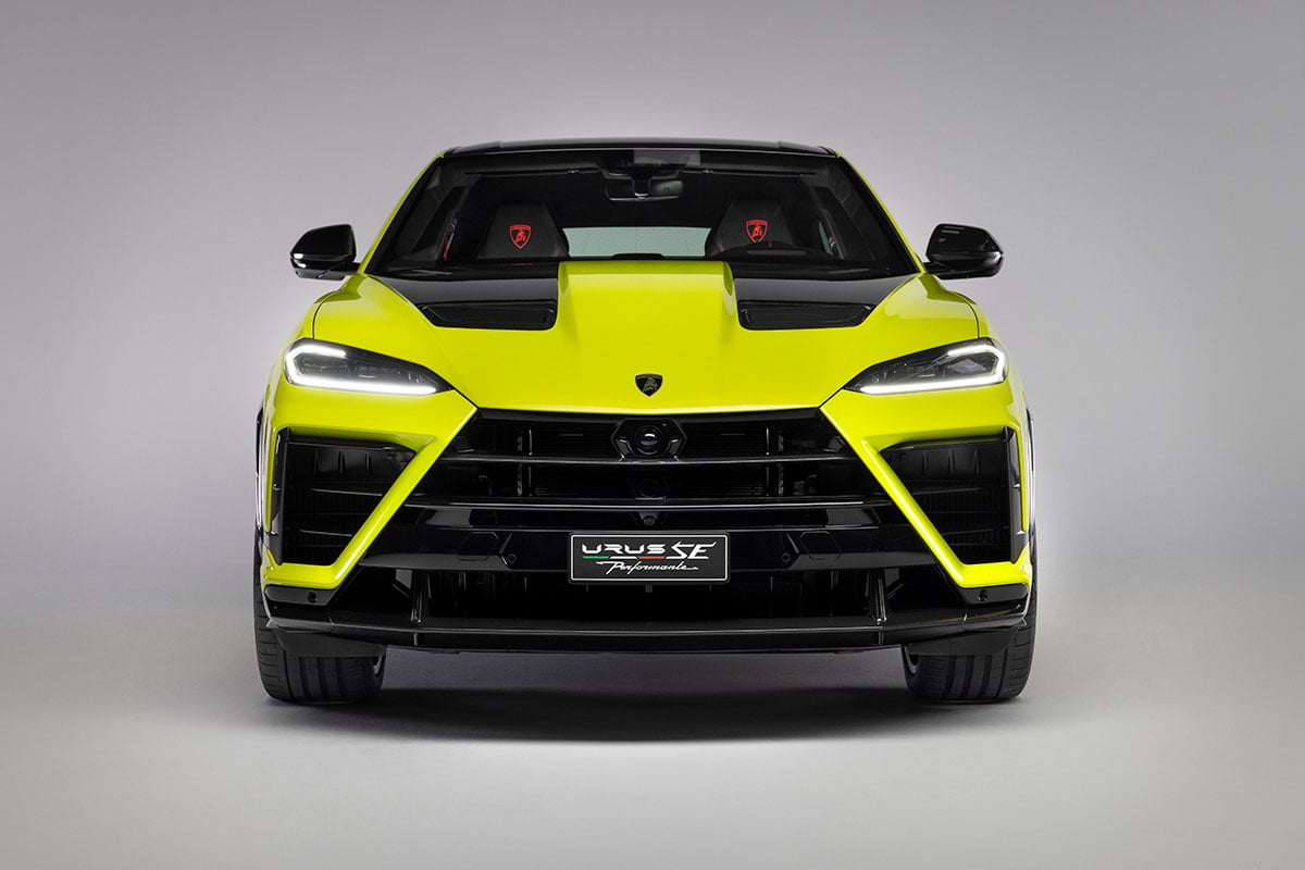ランボルギーニ「ウルスSE ペルフォルマンテ」