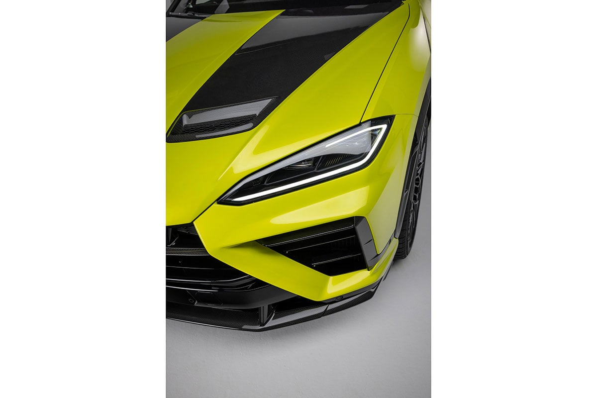 ランボルギーニ「ウルスSE ペルフォルマンテ」