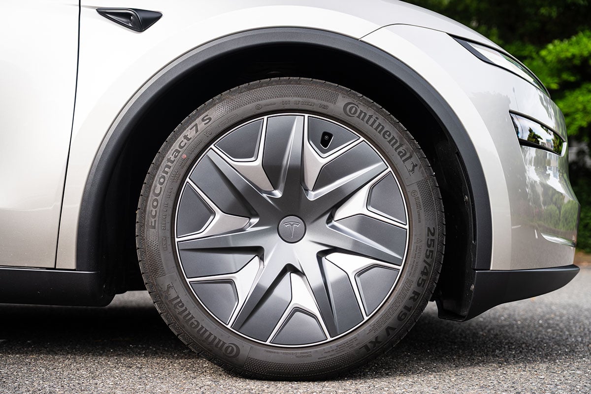 テスラ「モデルY L」