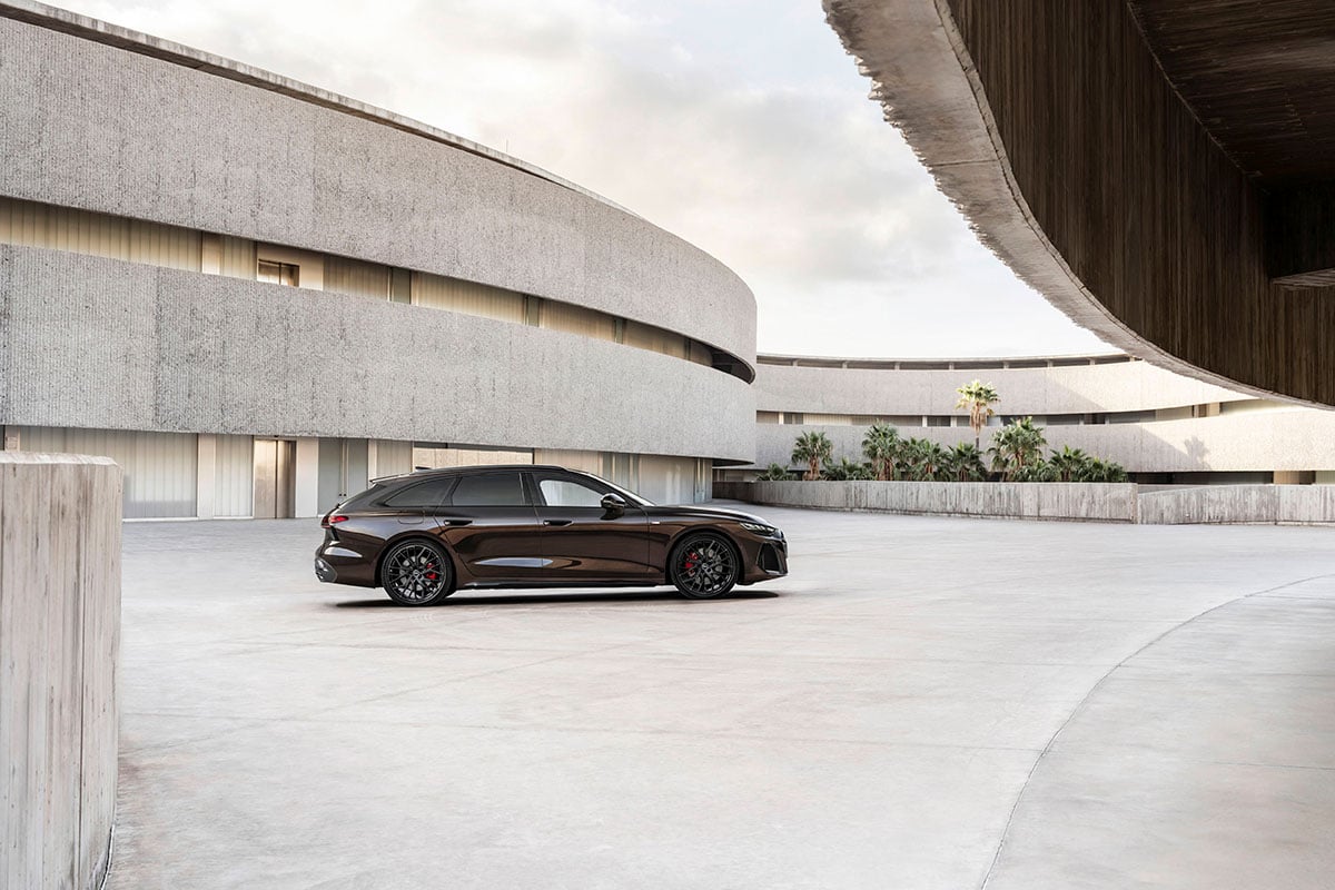 アウディ新型「A6アバント」