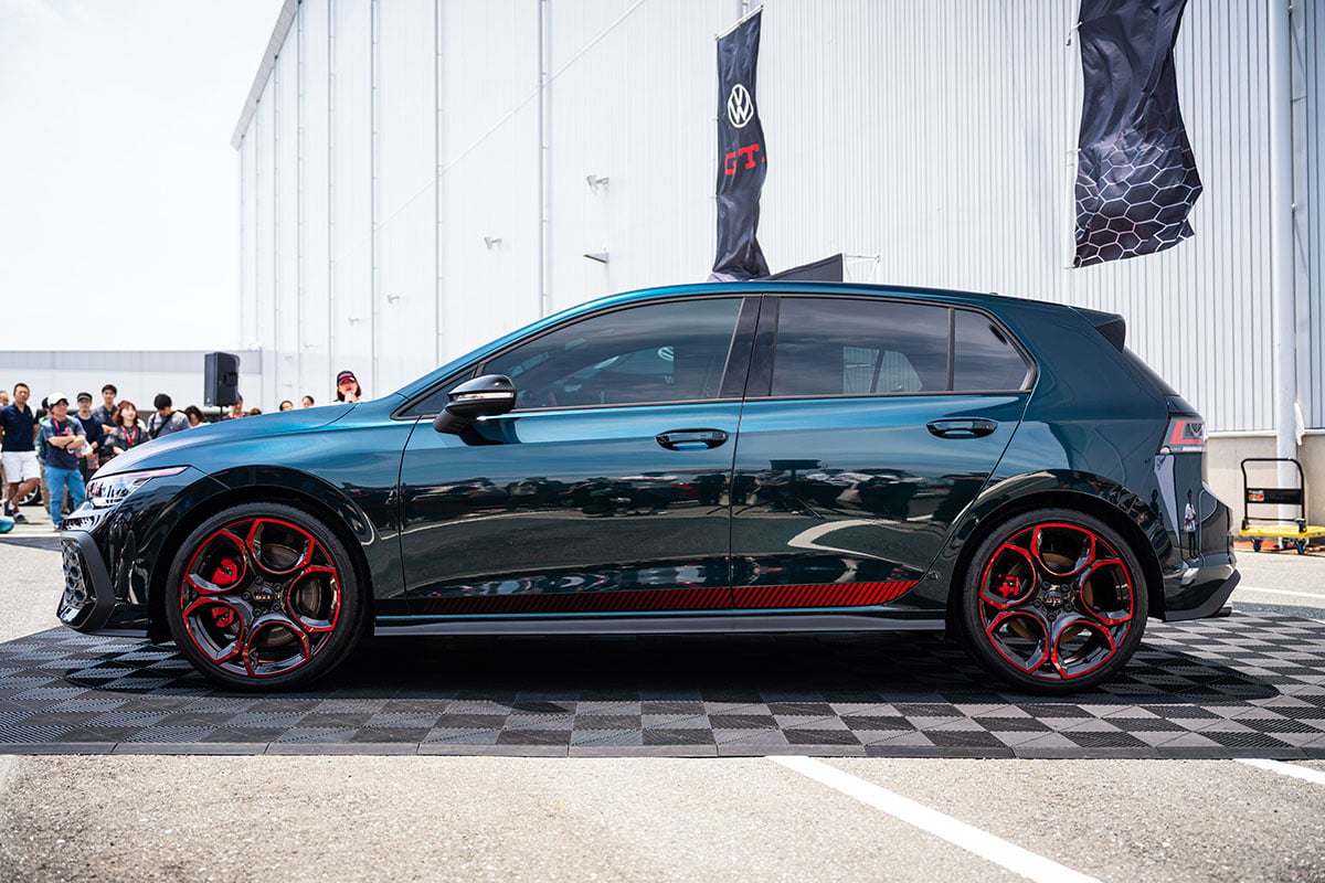 フォルクスワーゲン「ゴルフGTI 50周年記念限定車」（プロトタイプ）