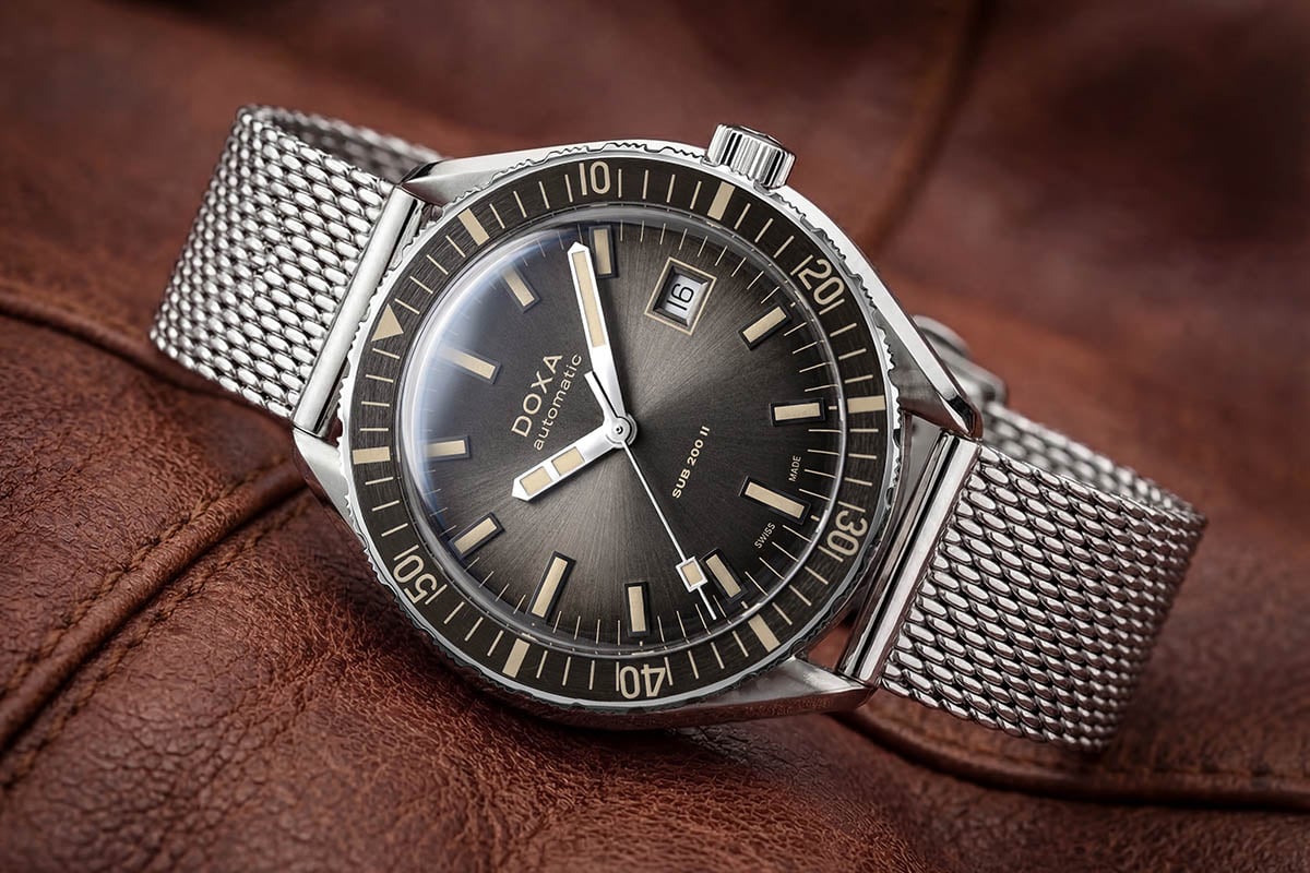 アンスラサイトカラーがシックな“Sharkhunter Vintage”はクラシカルな装いに合わせたい