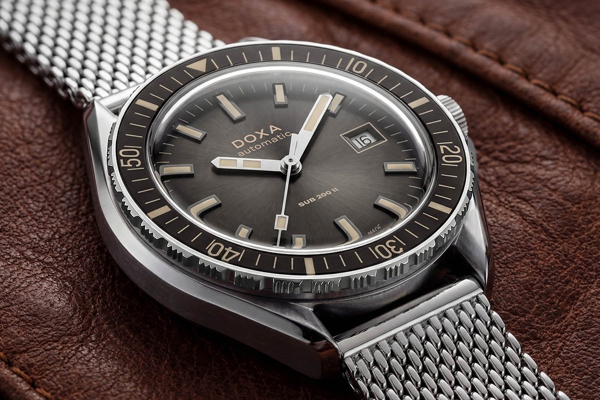アンスラサイトカラーがシックな“Sharkhunter Vintage”はクラシカルな装いに合わせたい