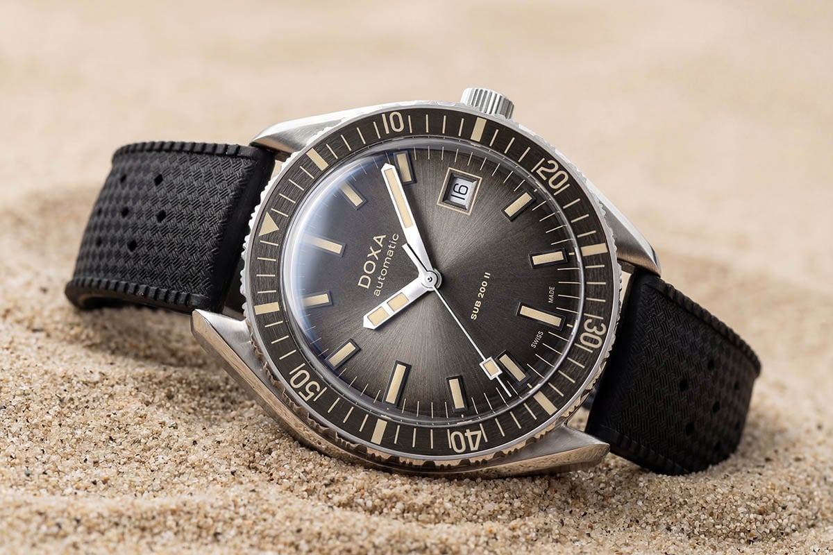 アンスラサイトカラーがシックな“Sharkhunter Vintage”はクラシカルな装いに合わせたい