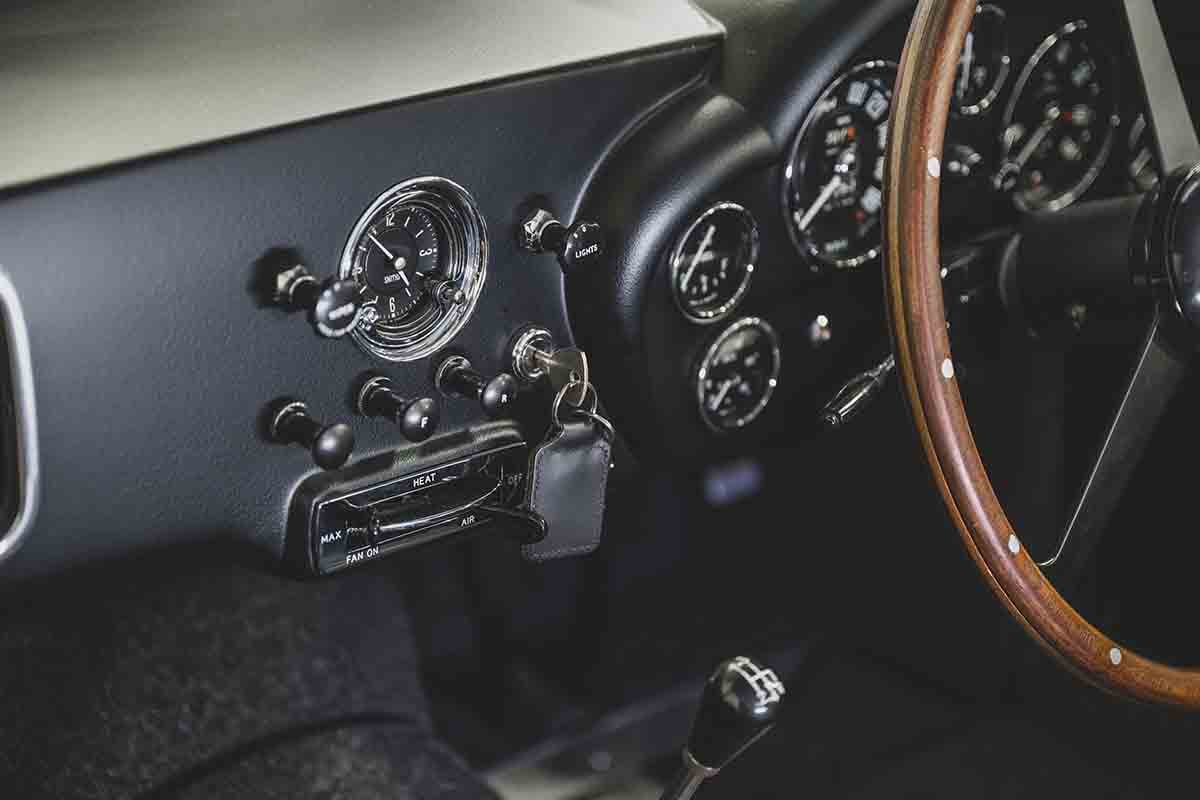 オークションに出品予定の1962年式アストンマーティン「DB4GTザガート」Darin Schnabel(c)2026 Courtesy of RM Sotheby's