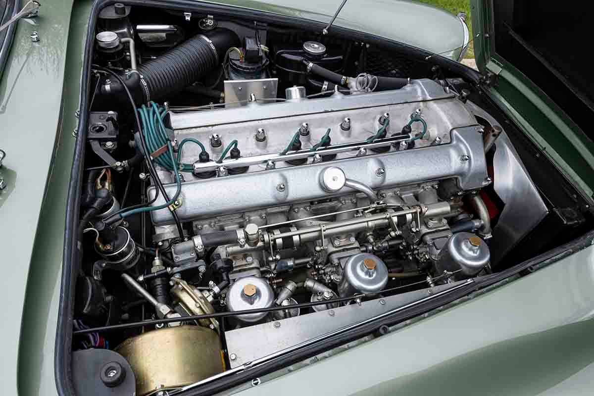 オークションに出品予定の1962年式アストンマーティン「DB4 シリーズIV」Simon Clay(c)2026 Courtesy of RM Sotheby's