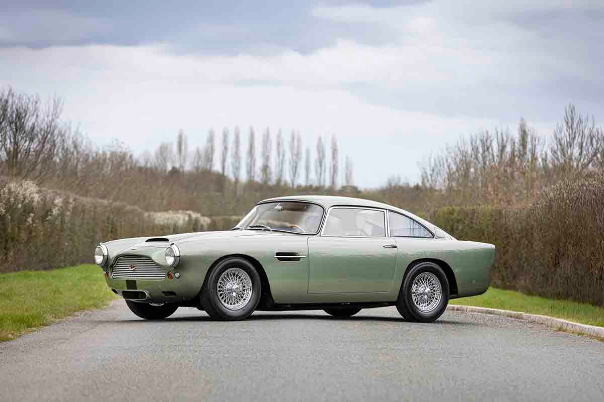 オークションに出品予定の1962年式アストンマーティン「DB4 シリーズIV」Simon Clay(c)2026 Courtesy of RM Sotheby's
