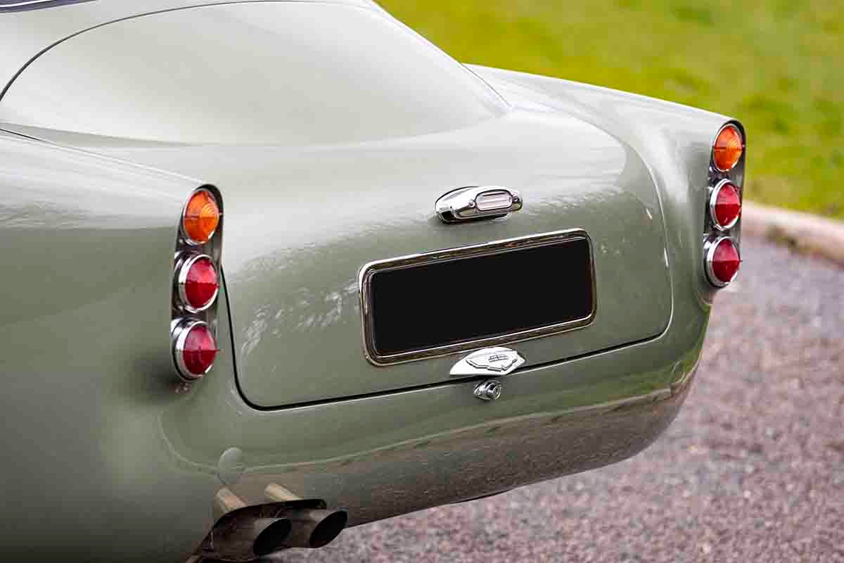 オークションに出品予定の1962年式アストンマーティン「DB4 シリーズIV」Simon Clay(c)2026 Courtesy of RM Sotheby's