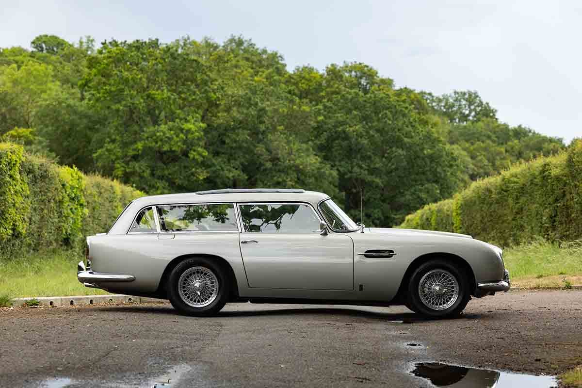 オークションに出品予定の1966年式アストンマーティン「DB5 シューティングブレーク by ラドフォード」Tom Gidden(c)2026 Courtesy of RM Sotheby's