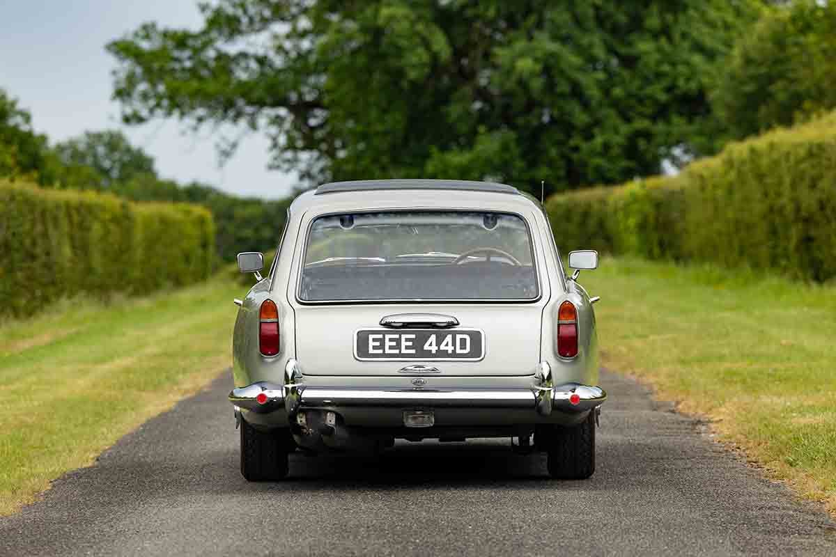 オークションに出品予定の1966年式アストンマーティン「DB5 シューティングブレーク by ラドフォード」Tom Gidden(c)2026 Courtesy of RM Sotheby's