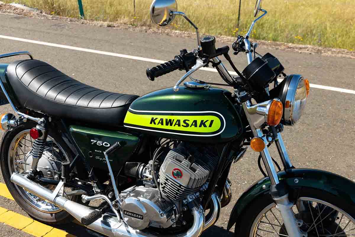米国オンラインオークションに登場した1974年式カワサキ「H2 マッハIV」