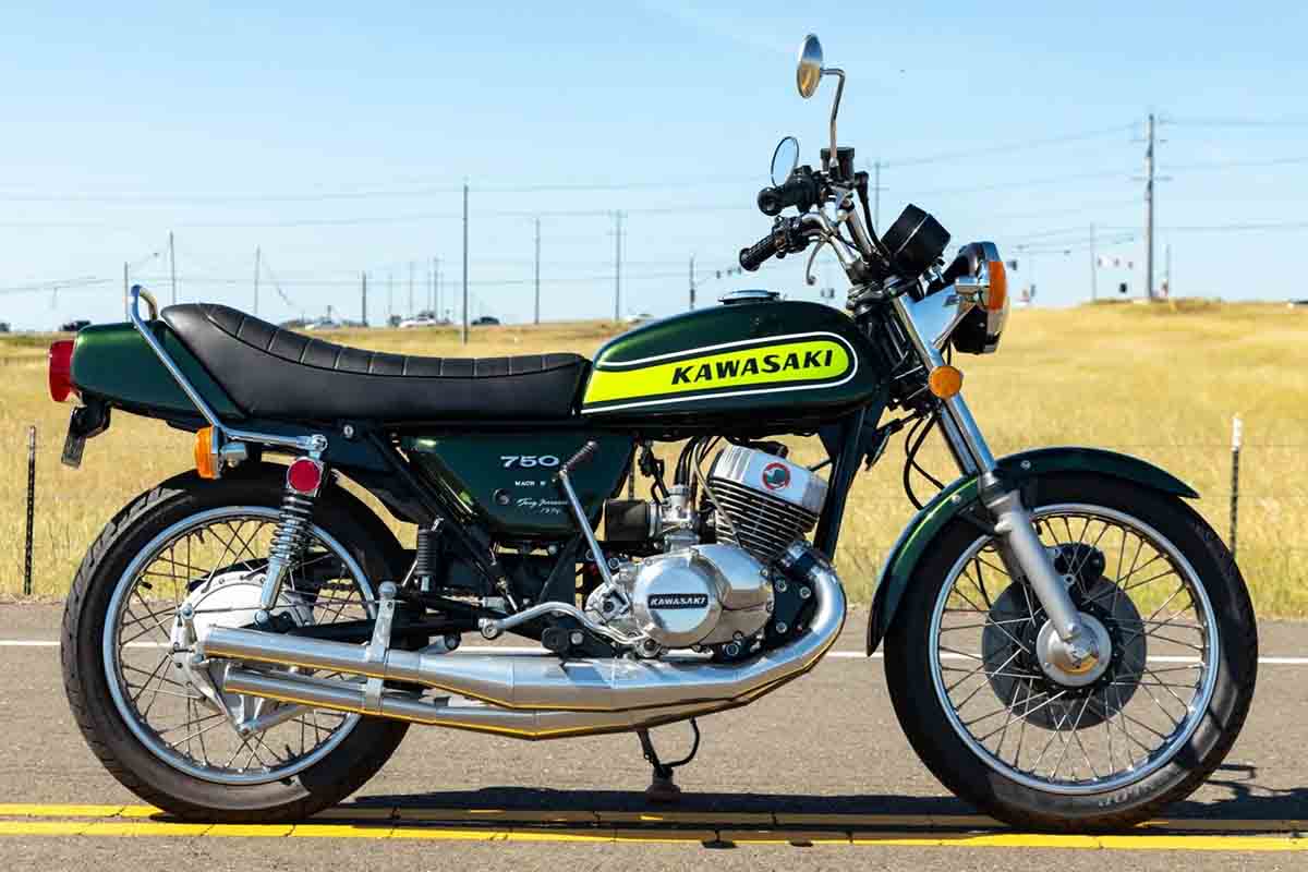 米国オンラインオークションに登場した1974年式カワサキ「H2 マッハIV」
