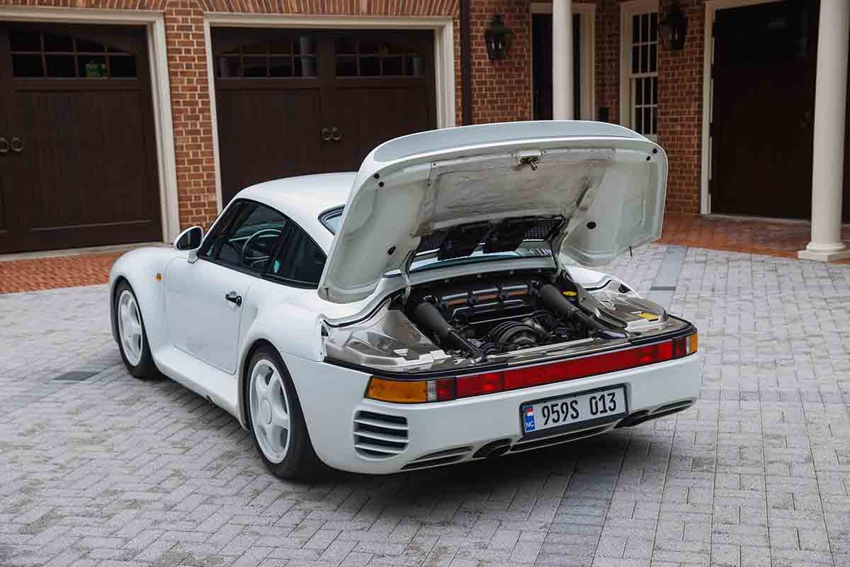 オークションに出品予定の1989年式ポルシェ「959スポーツ」Andrew Miterco(c)2026 Courtesy of RM Sotheby's