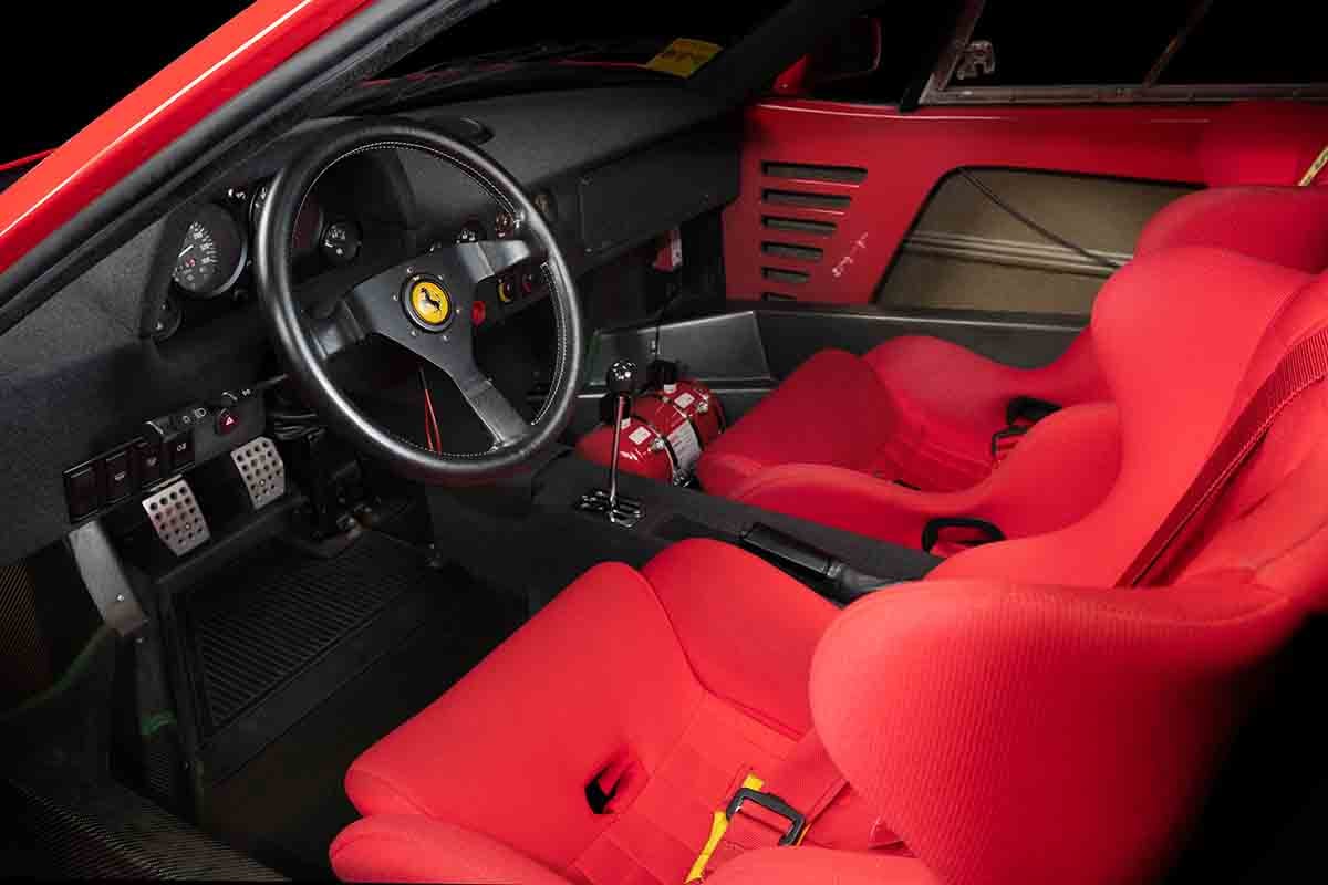 オークションに出品予定の1990年式フェラーリ「F40“Jean Sage”by Michelotto」Ashley Border(c)2026 Courtesy of RM Sotheby's