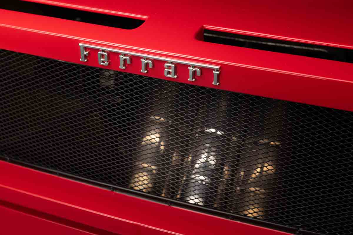 オークションに出品予定の1990年式フェラーリ「F40“Jean Sage”by Michelotto」Ashley Border(c)2026 Courtesy of RM Sotheby's