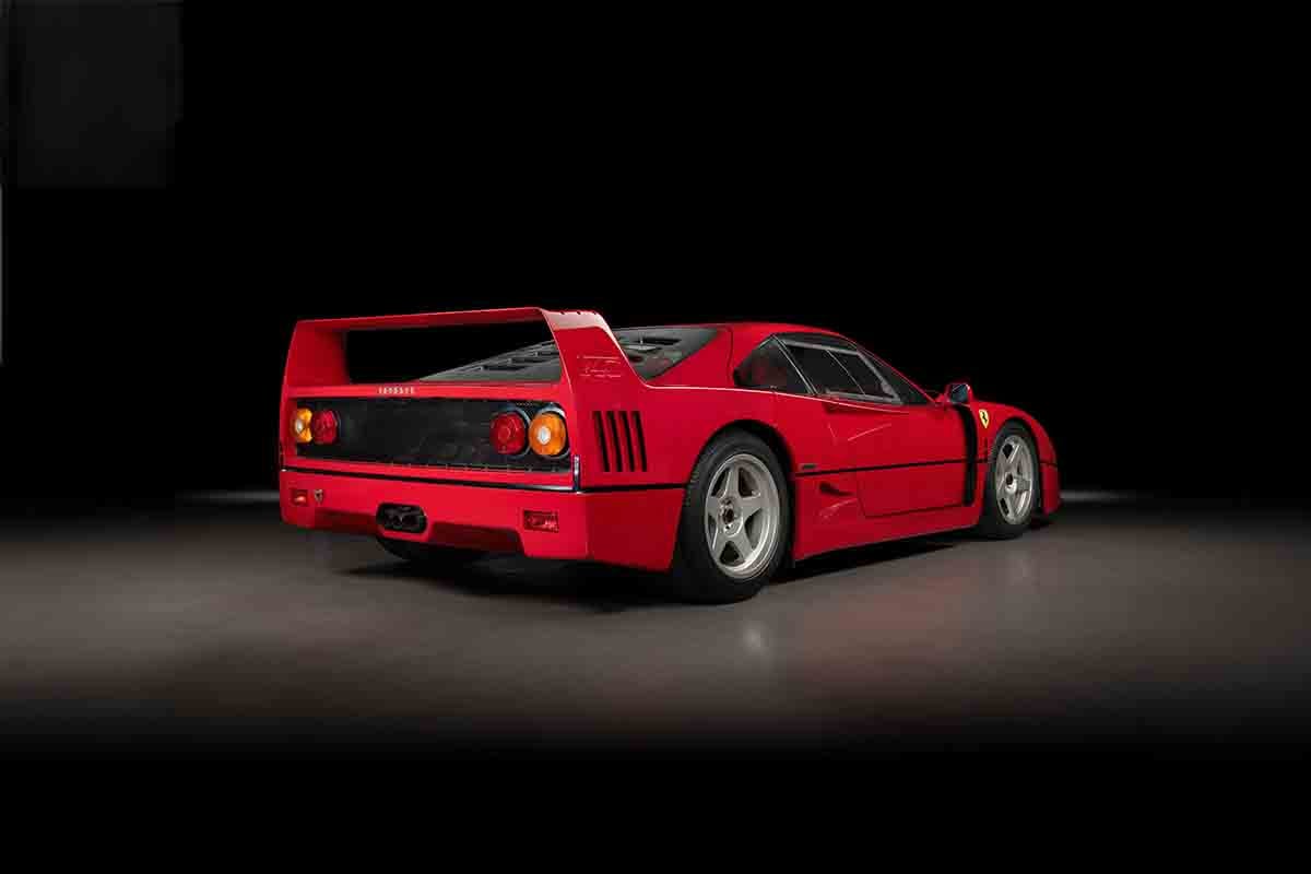オークションに出品予定の1990年式フェラーリ「F40“Jean Sage”by Michelotto」Ashley Border(c)2026 Courtesy of RM Sotheby's