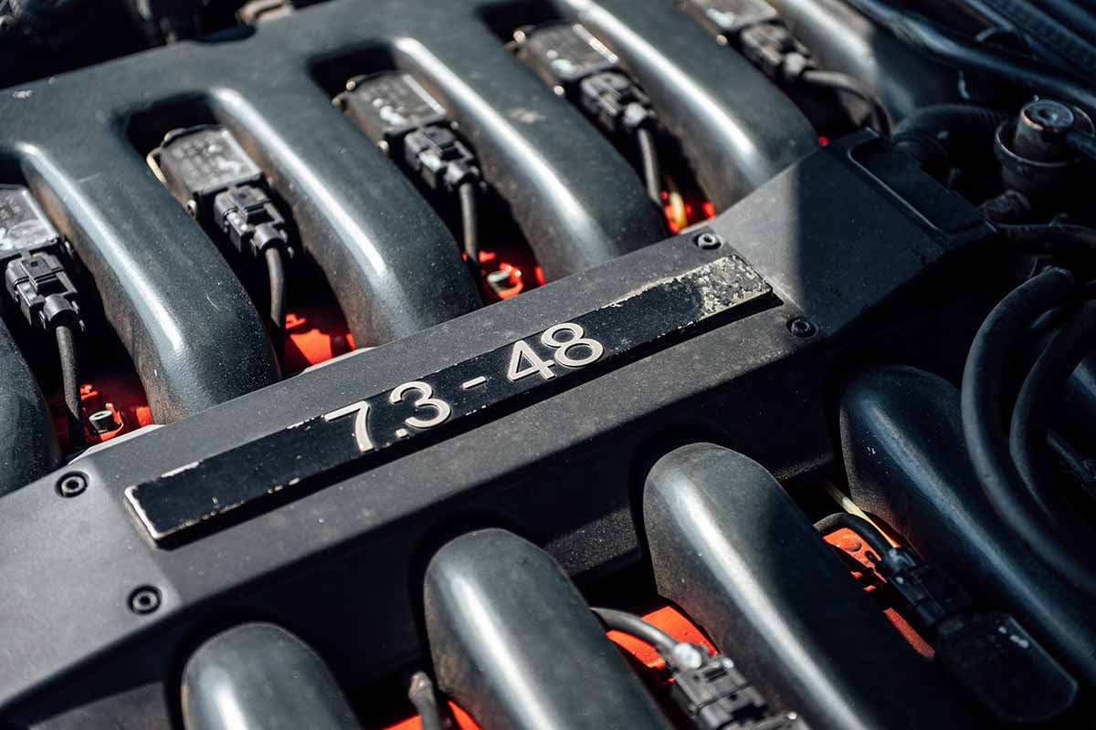 オークションに出品予定の1999年式「メルセデス・ベンツSL ブラバス 7.3S V12」Loic Kernen(c)2026 Courtesy of RM Sotheby's