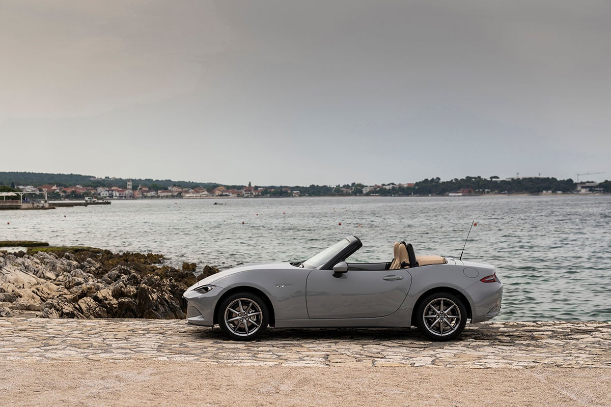 マツダのドイツ法人が発表した「ロードスター」（現地名「MX-5」）の2027年モデル
