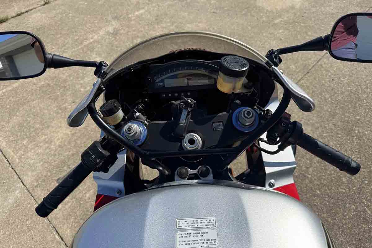 米国オークションに出品され落札された2000年式ホンダ「RVT1000R」