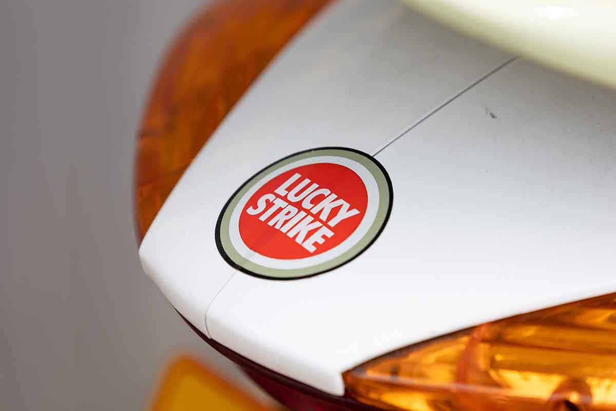 オークションに出品予定の2003年式「ホンダSZX50 BARホンダF1パドックスクーター」Simon Clay(c)2026 Courtesy of RM Sotheby's