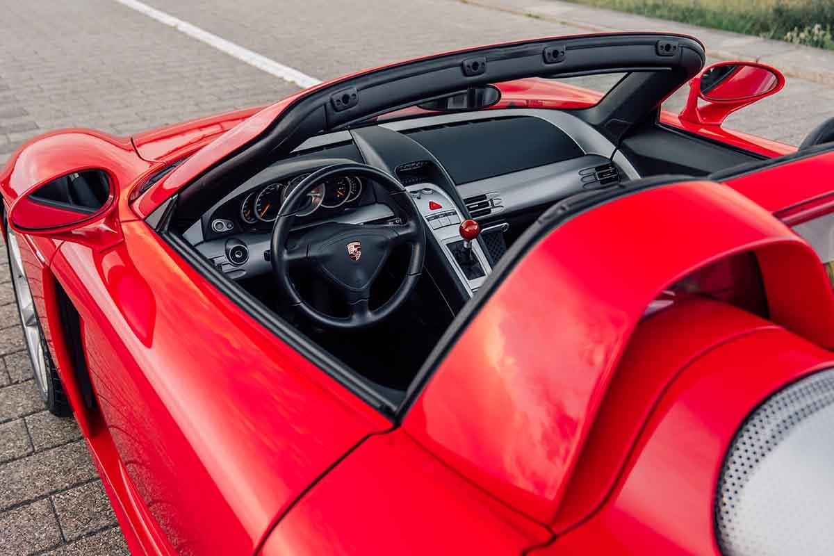 オークションに出品予定の2005年式ポルシェ「カレラGT」Alex Penfold(c)2026 Courtesy of RM Sotheby's