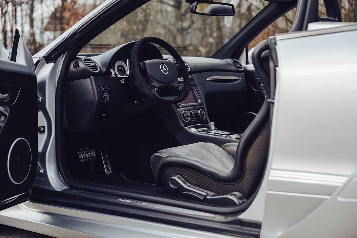 2006年式「メルセデス・ベンツ CLK DTM AMG カブリオレ」Maximilian Vogl(c)2026 Courtesy of RM Sotheby's