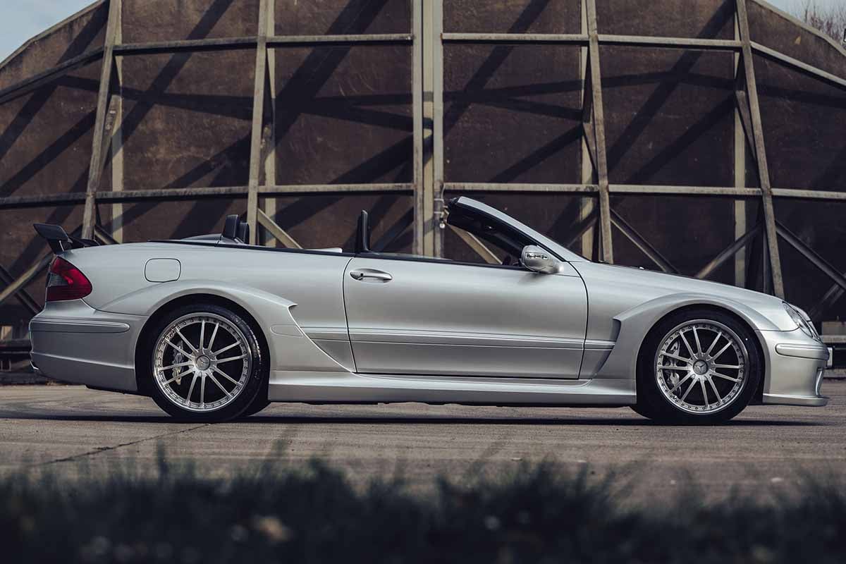 2006年式「メルセデス・ベンツ CLK DTM AMG カブリオレ」Maximilian Vogl(c)2026 Courtesy of RM Sotheby's