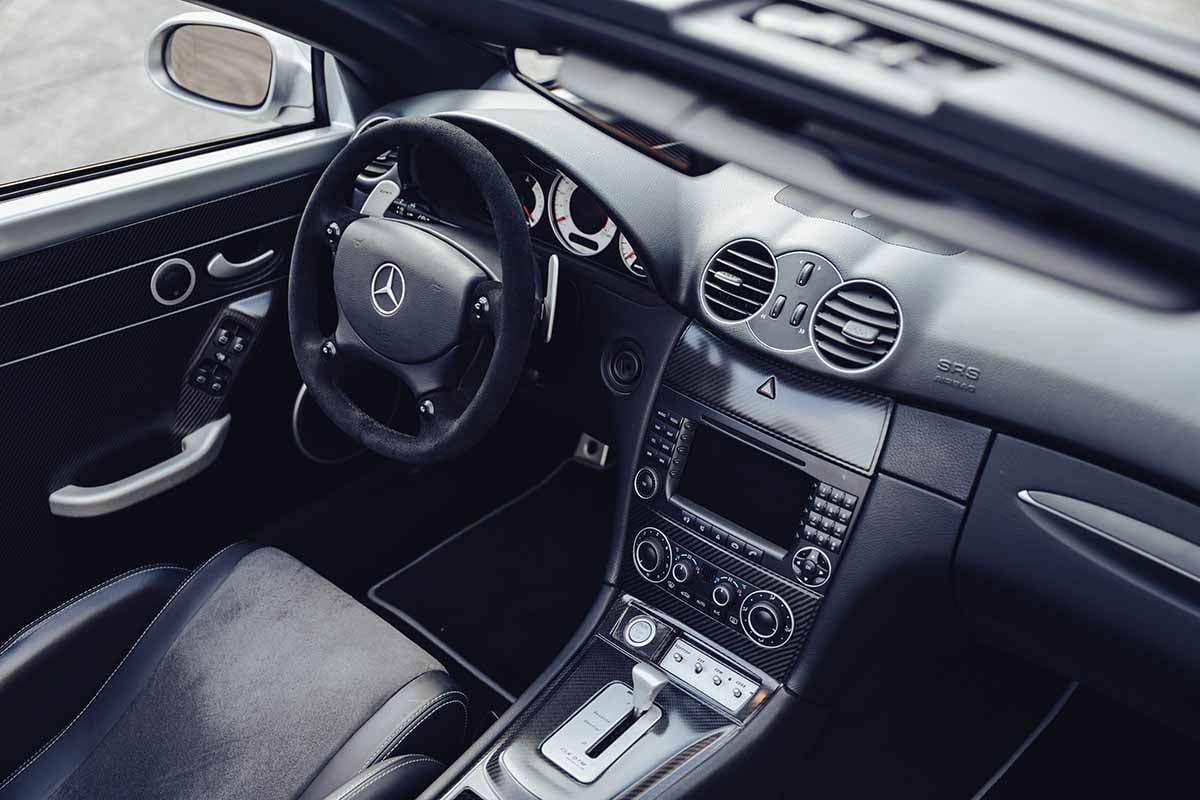 2006年式「メルセデス・ベンツ CLK DTM AMG カブリオレ」Maximilian Vogl(c)2026 Courtesy of RM Sotheby's