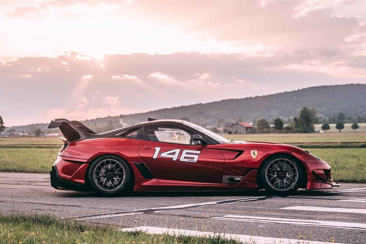 オークションに出品予定の2009年式フェラーリ「599XX Evo」Stephan Bauer(c)2026 Courtesy of RM Sotheby's