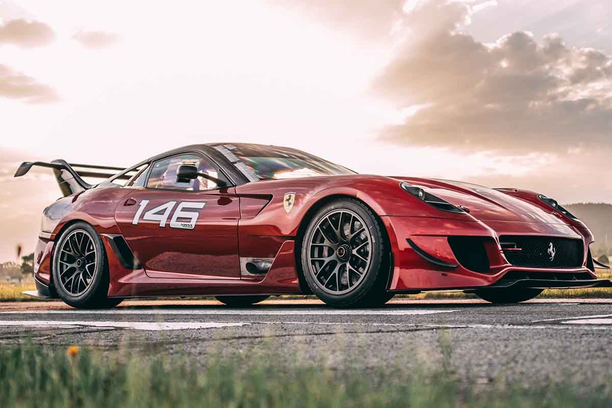 オークションに出品予定の2009年式フェラーリ「599XX Evo」Stephan Bauer(c)2026 Courtesy of RM Sotheby's