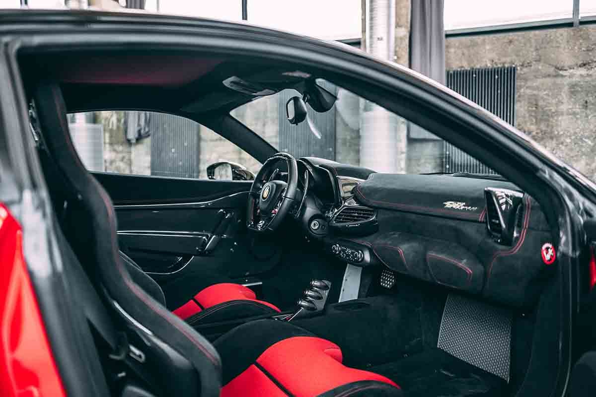 オークションに出品予定の2015年式フェラーリ「458スペチアーレ」Stephan Bauer(c)2026 Courtesy of RM Sotheby's