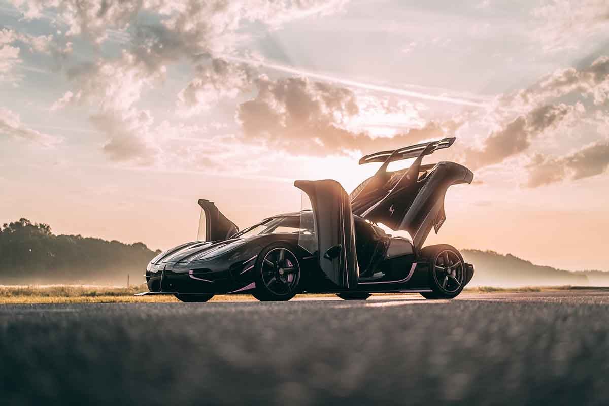 オークションに出品予定の2015年式ケーニグセグ「One：1」(c)2026 Courtesy of RM Sotheby's