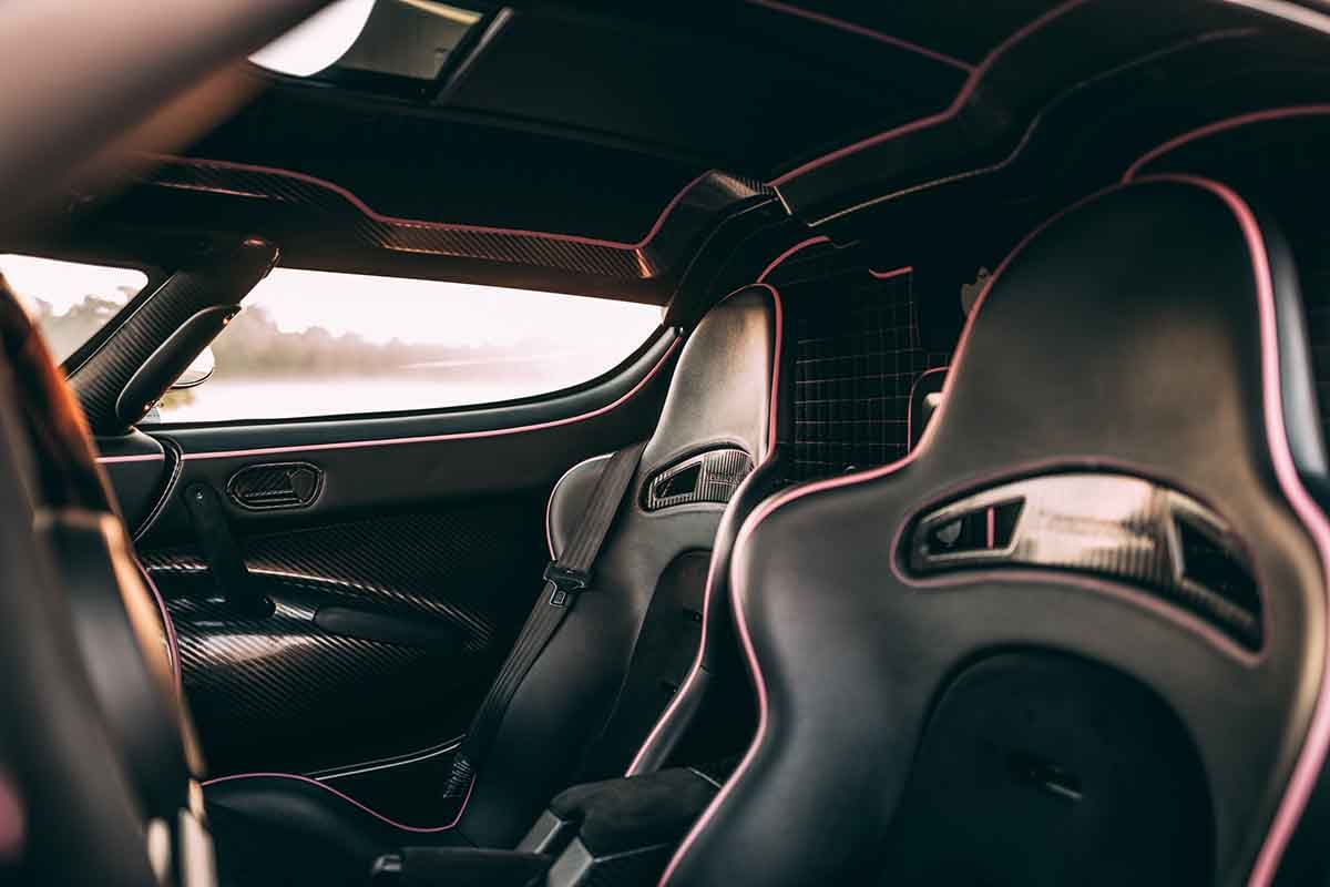 オークションに出品予定の2015年式ケーニグセグ「One：1」(c)2026 Courtesy of RM Sotheby's