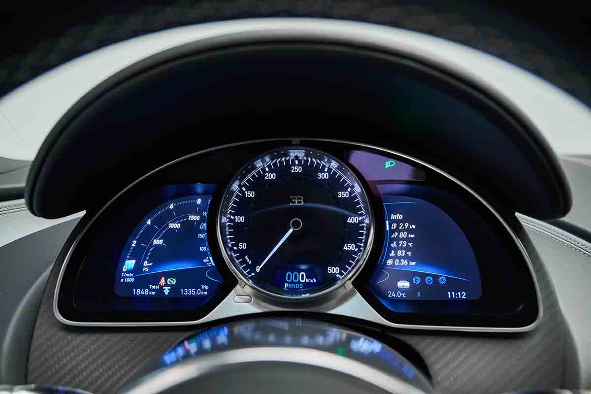 オークションに出品予定の2018年式ブガッティ「シロン」Sami Sasso(c)2026 Courtesy of RM Sotheby's