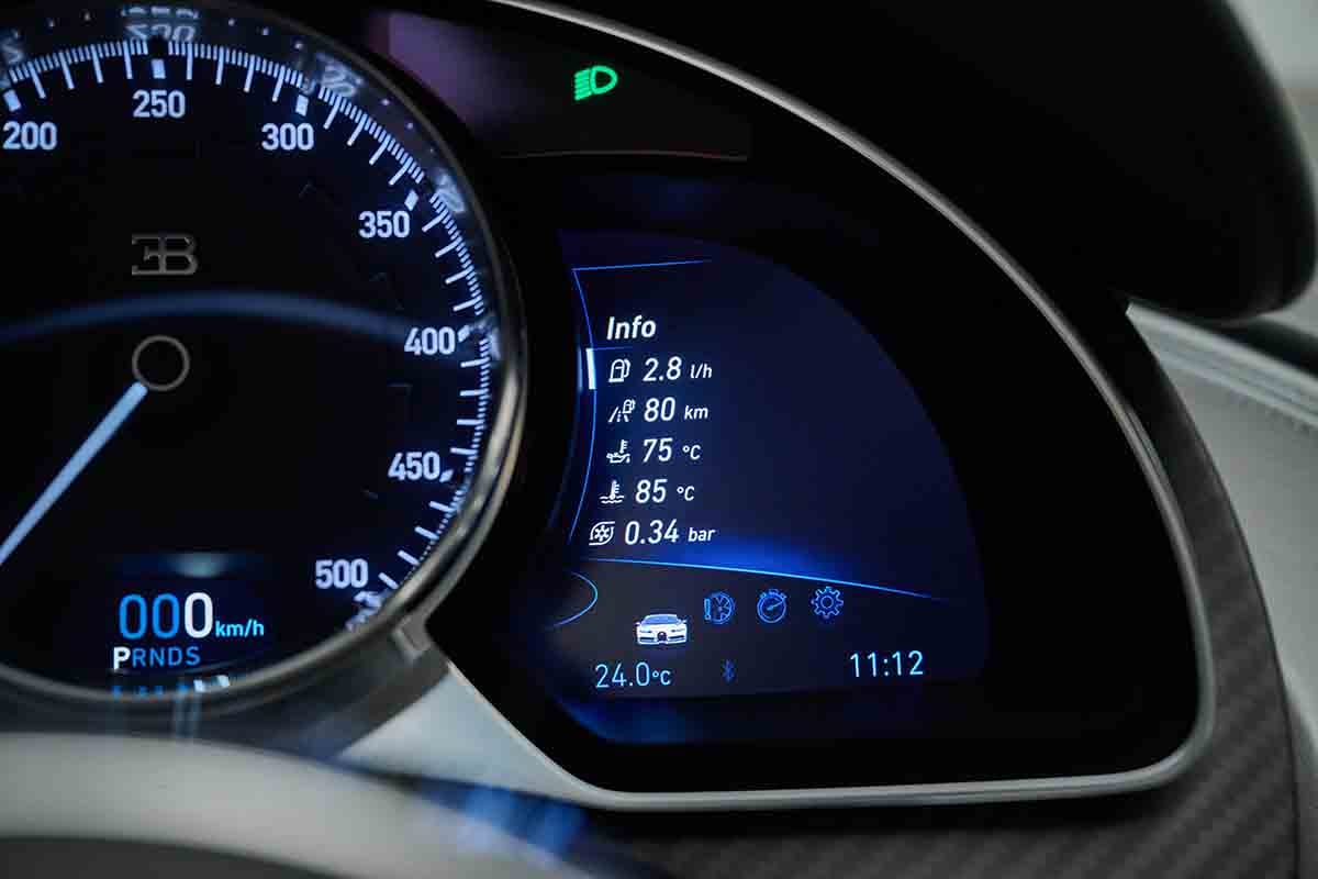 オークションに出品予定の2018年式ブガッティ「シロン」Sami Sasso(c)2026 Courtesy of RM Sotheby's