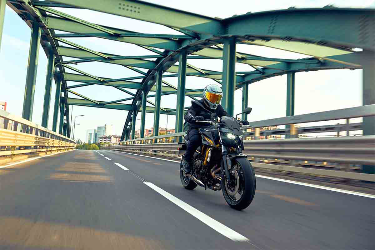 カワサキ新型「Z650S」