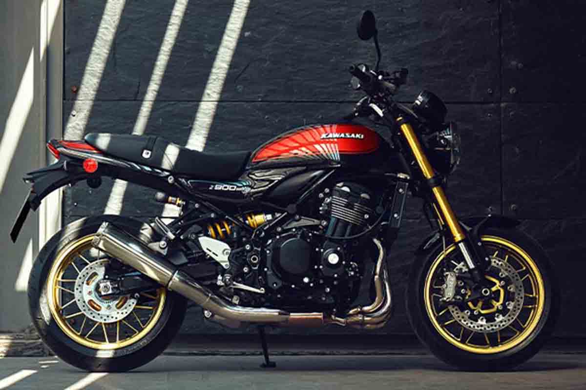 カワサキ「Z900RS」