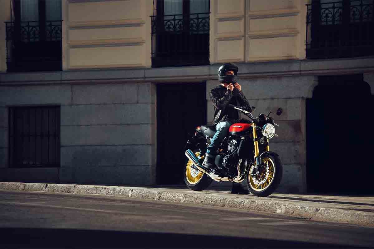 カワサキ「Z900RS」
