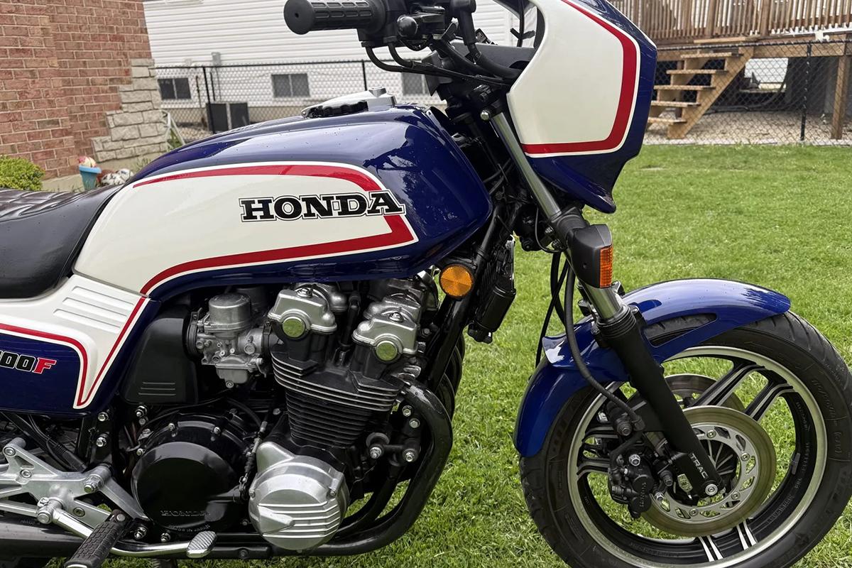 米国オンラインオークションに出品、落札された1983年式ホンダ「CB1100F」