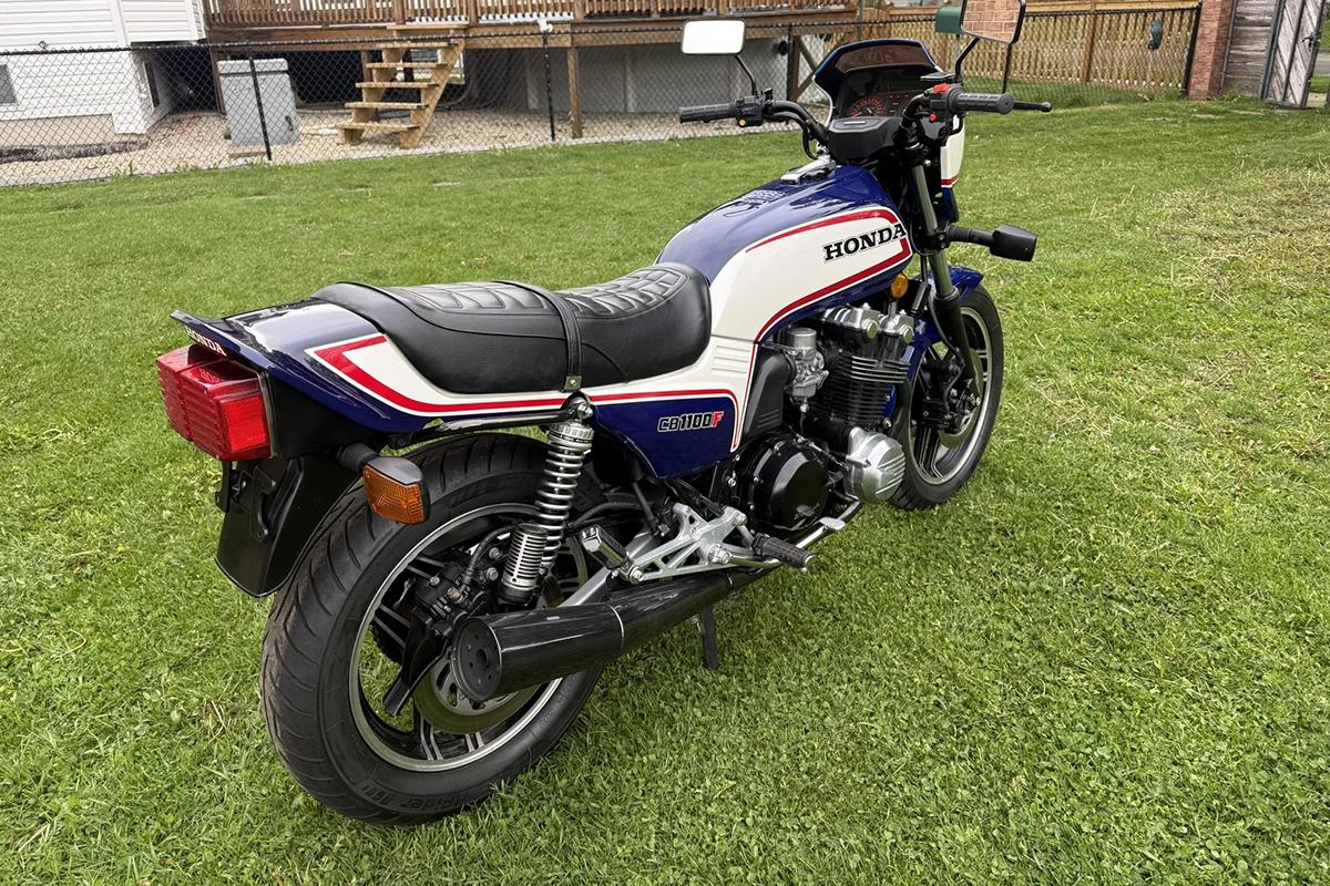 米国オンラインオークションに出品、落札された1983年式ホンダ「CB1100F」