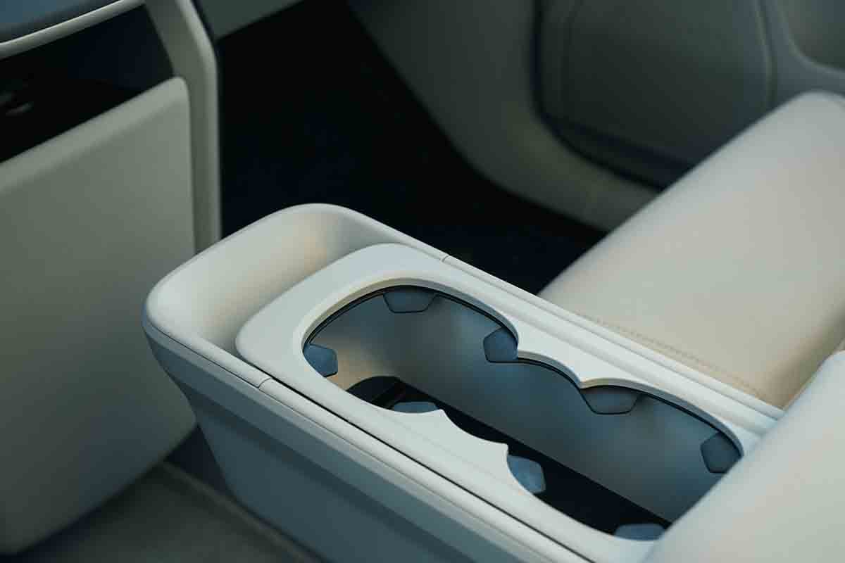 ボルボ新型「EX60」
