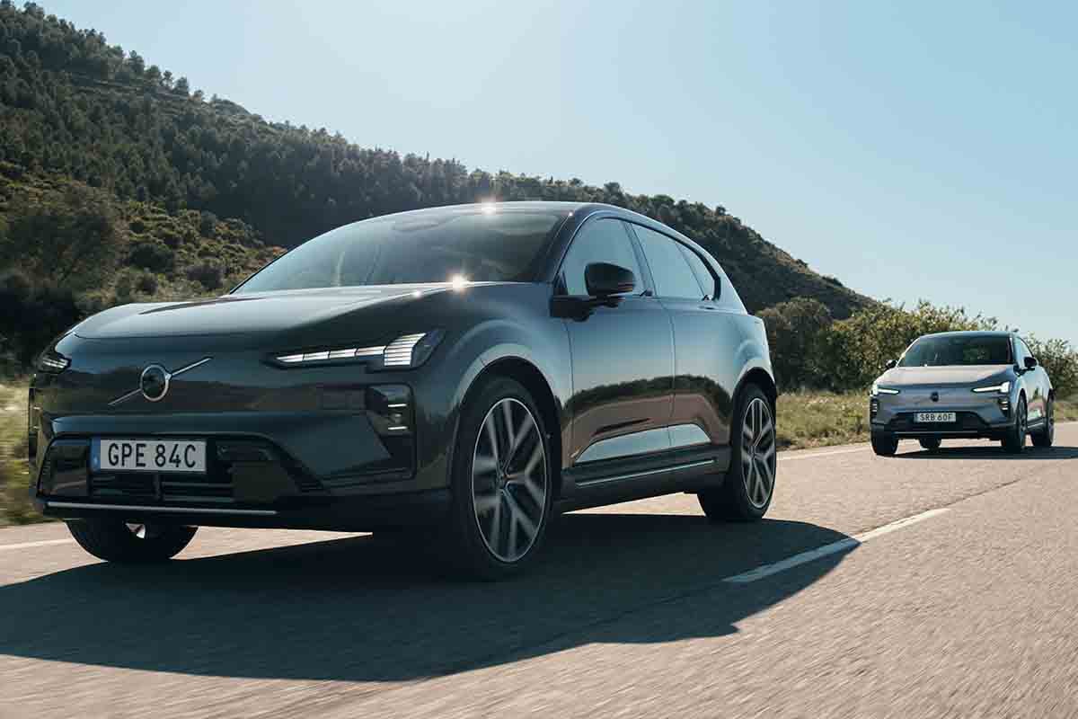 ボルボ新型「EX60」