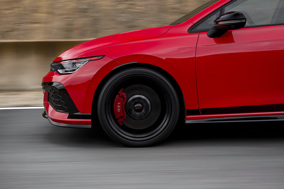 VW「ゴルフGTIエディション50」
