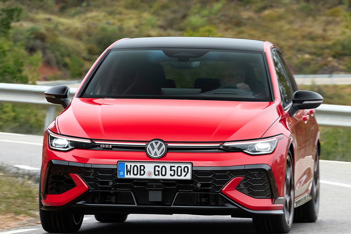 VW「ゴルフGTIエディション50」