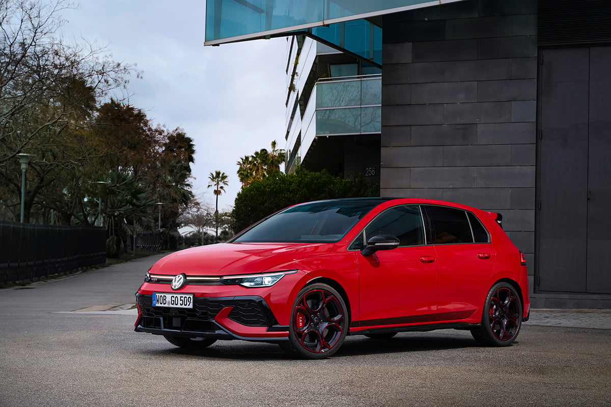 VW「ゴルフGTIエディション50」