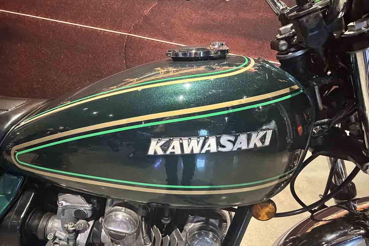 米国のオンラインオークションに出品された1976年式カワサキ「KZ900」
