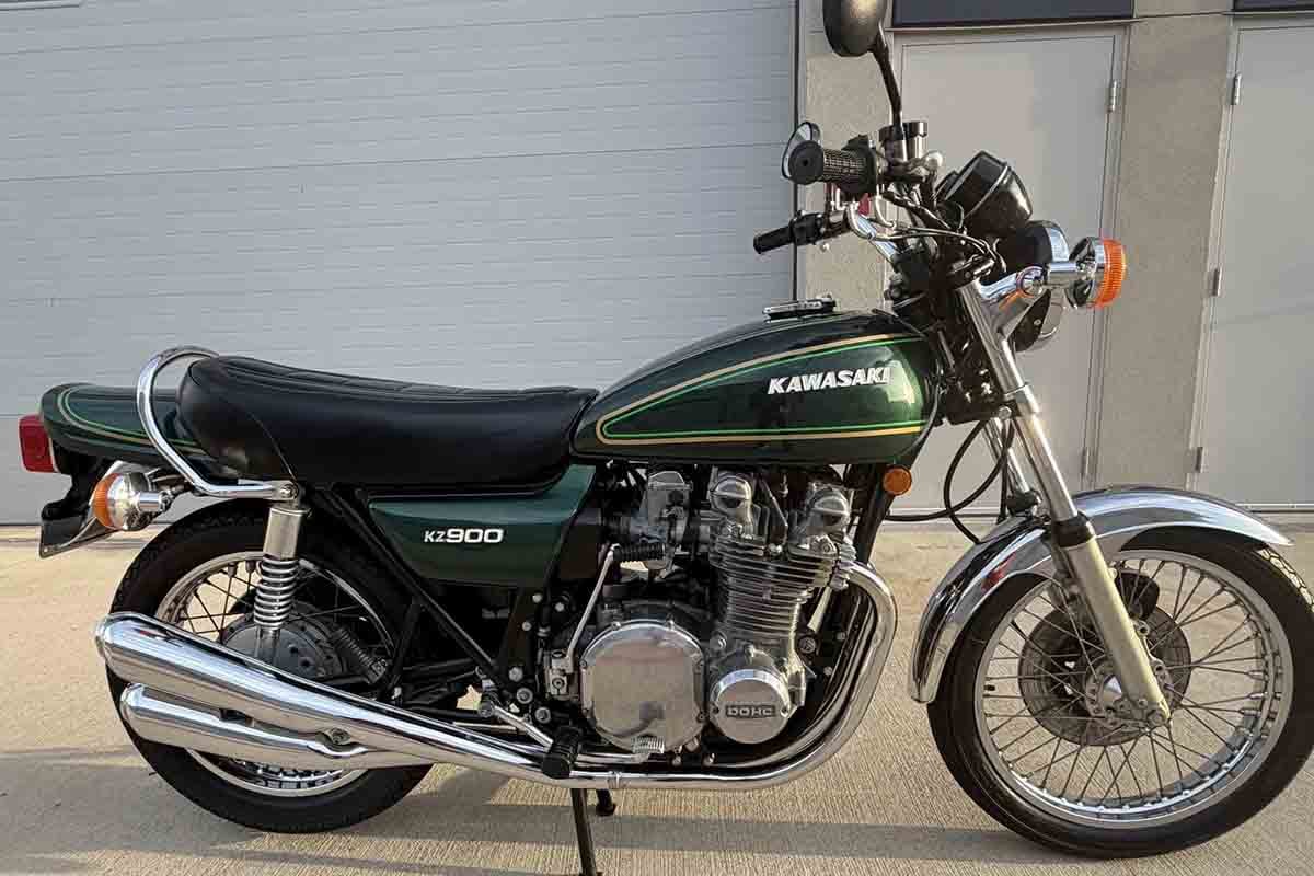 米国のオンラインオークションに出品された1976年式カワサキ「KZ900」