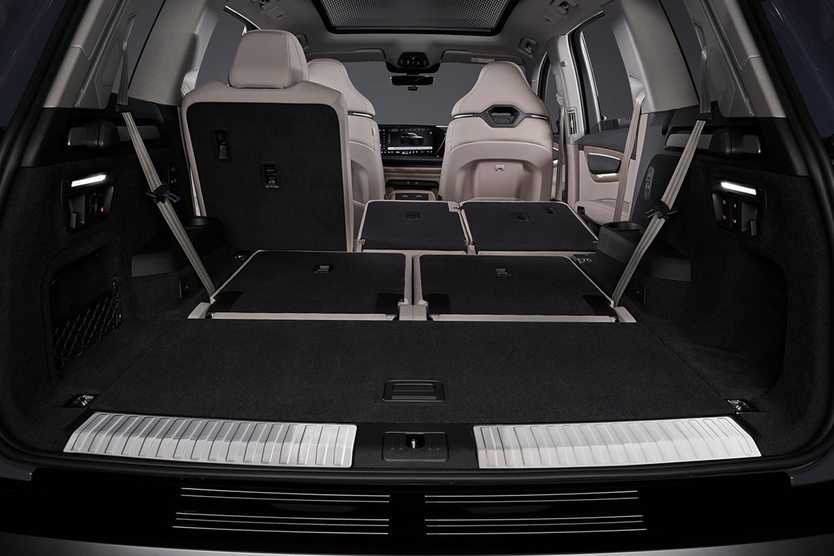 世界初公開されたアウディ新型「Q7」