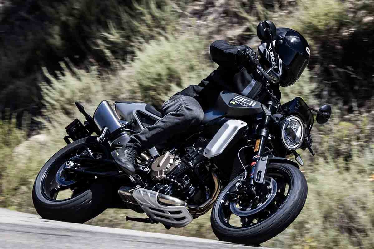 ハスクバーナ「スヴァルトピレン801SE」