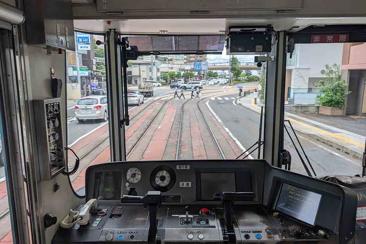 京阪京津線の車窓